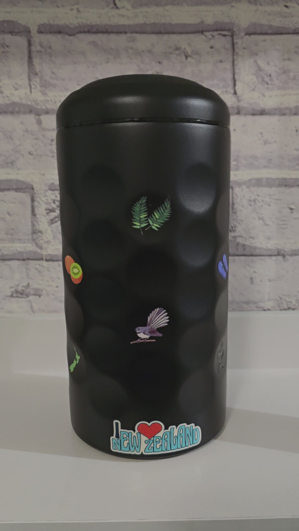 Black wine cooler - customise